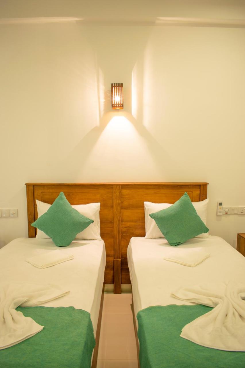 Hotel Lavinia Escapes Dehiwala-Mount Lavinia Exterior foto
